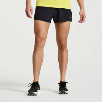 Men’s outpace 2.5″ split short