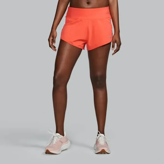 Women’s outpace 2.5″ split short Women’s outpace 2.5″ split short