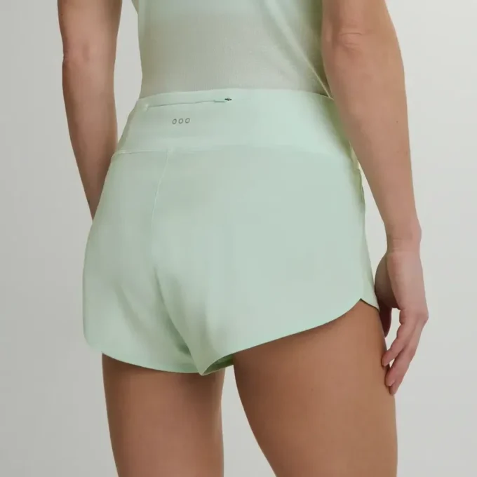 Women’s outpace 2.5″ split short Women’s outpace 2.5″ split short