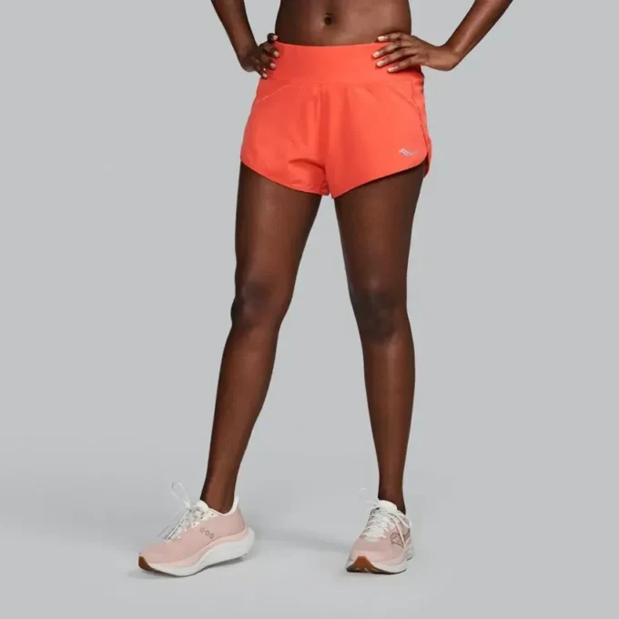 Women’s outpace 2.5″ split short Women’s outpace 2.5″ split short