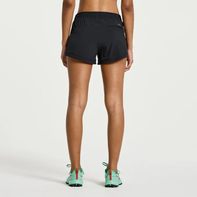 Women’s outpace 2.5″ split short Women’s outpace 2.5″ split short